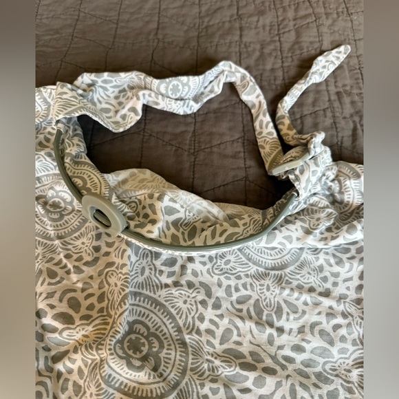 BUNDLE - lot of 5 nursing bamboo breastfeeding covers + bonus breast pads - Picture 14 of 16